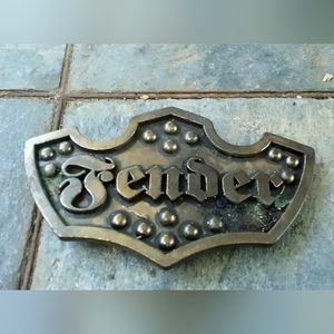 belt buckle Fender